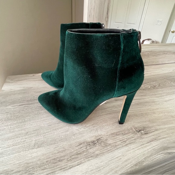 Emerald Green Stiletto Ankle Booties - Picture 8 of 9